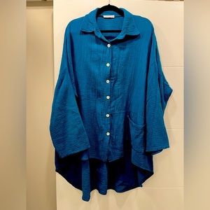 Made in Italy. Button down shirt/tunic. Teal green/blue. Long sleeves.